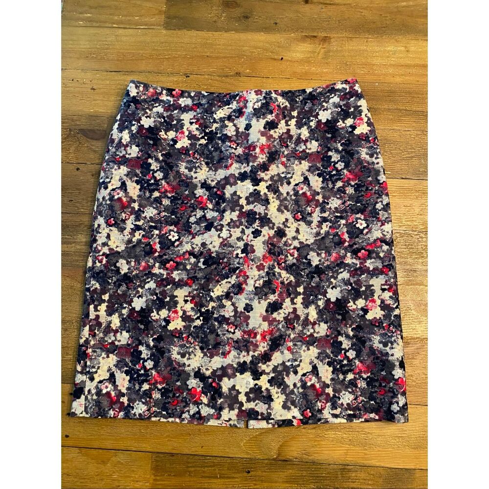 Talbots 10 Petite watercolor style floral skirt black white pink